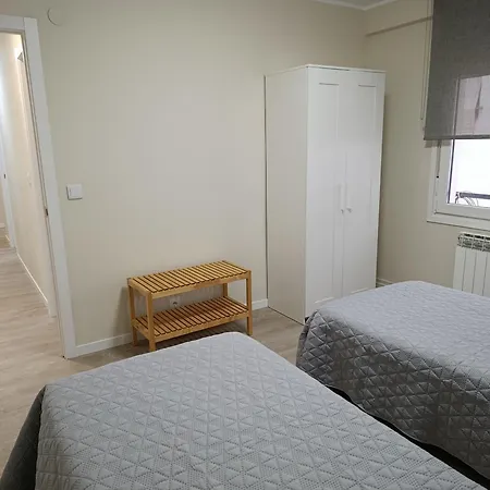 Vut Montse Apartment