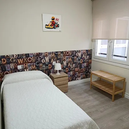 Vut Montse Apartment *