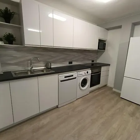Vut Montse Apartament *