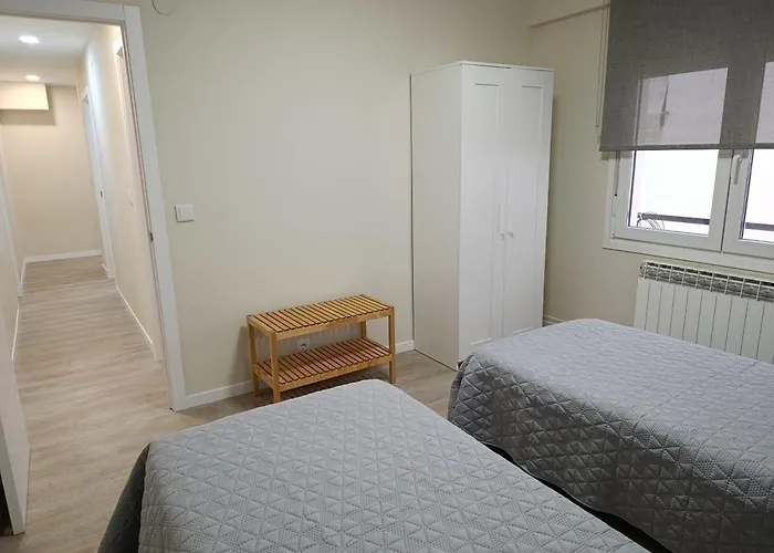 Vut Montse Apartment